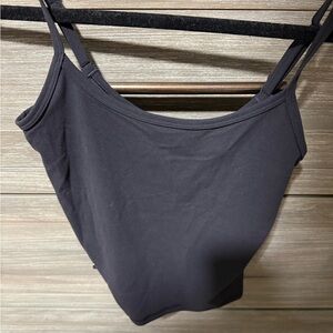 Aritzia butter essential camisole black  Top size small